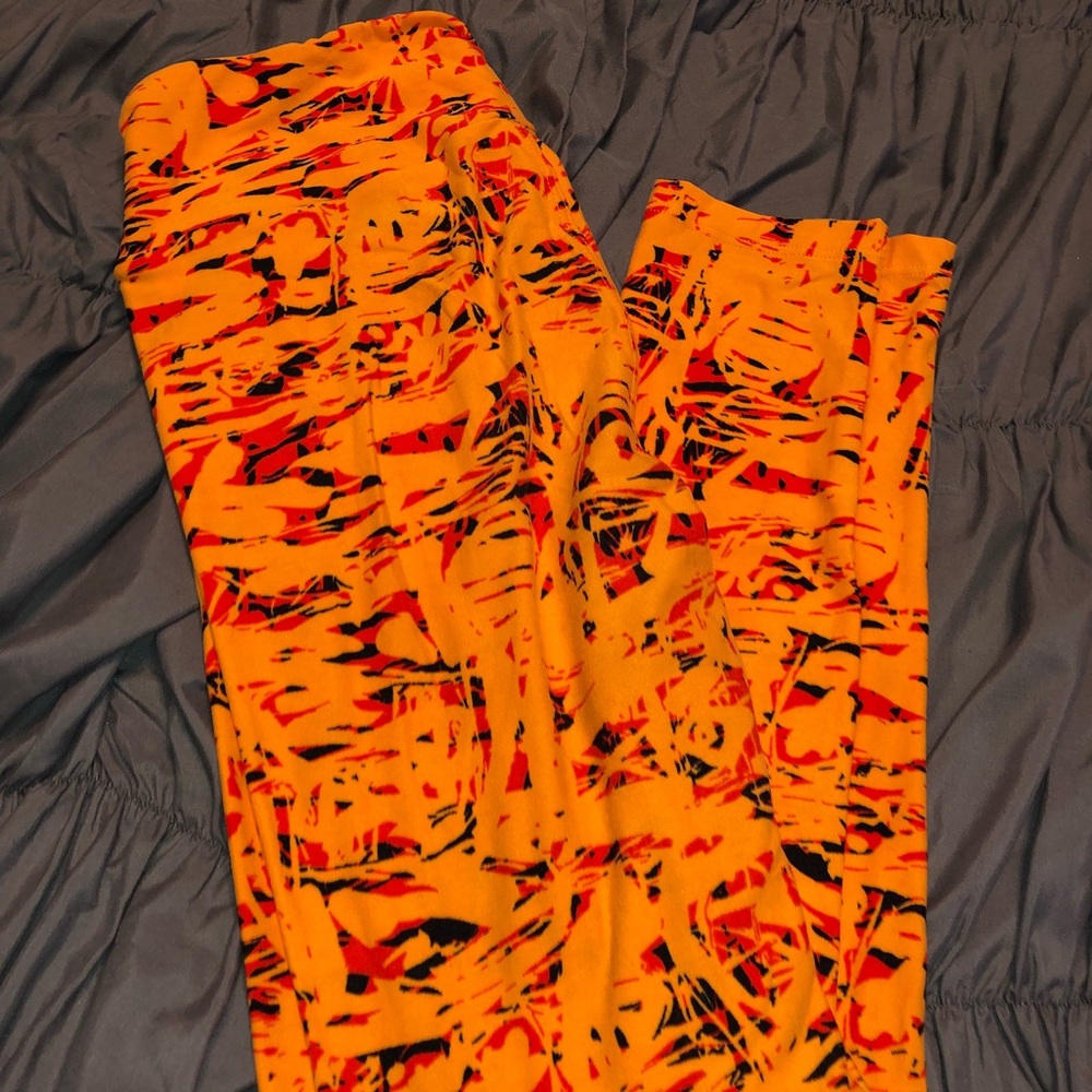 Like New LuLaRoe OS Leggings!